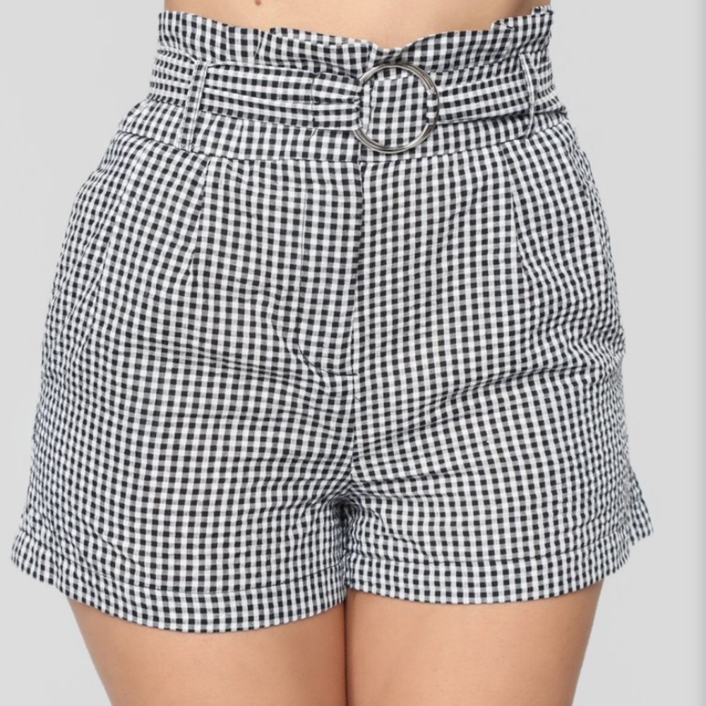 Fashion nova gingham shorts!